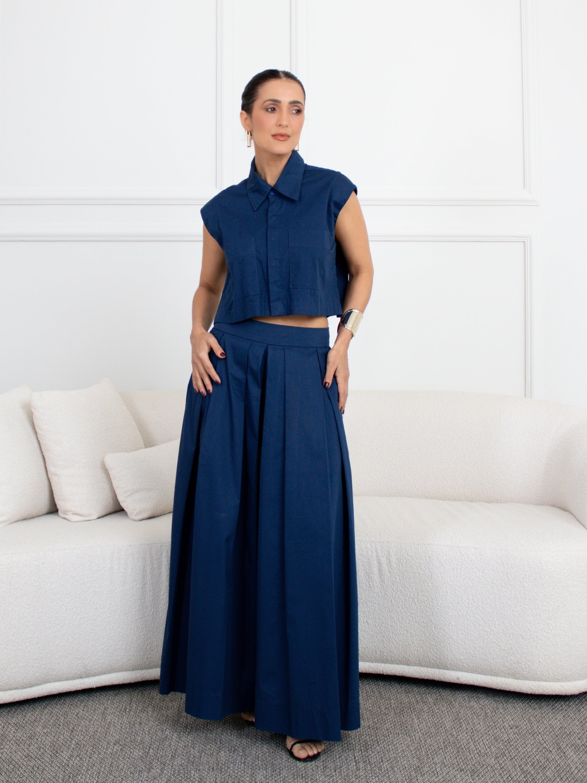 Calça Pantacourt com Pregas