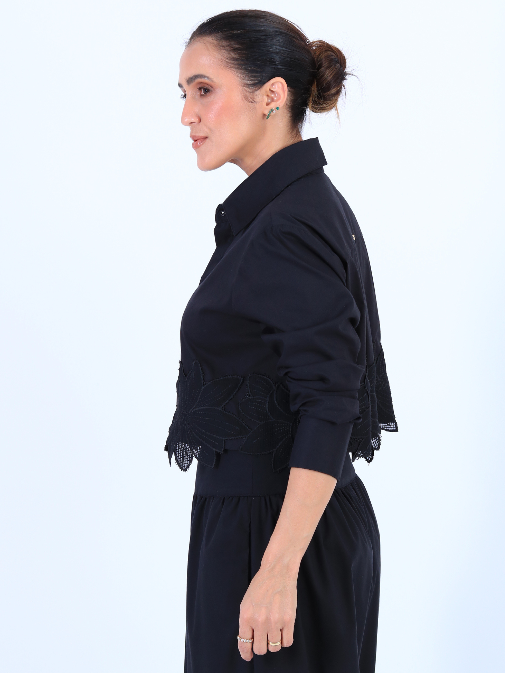 Camisa Cropped com Renda Manga comprida
