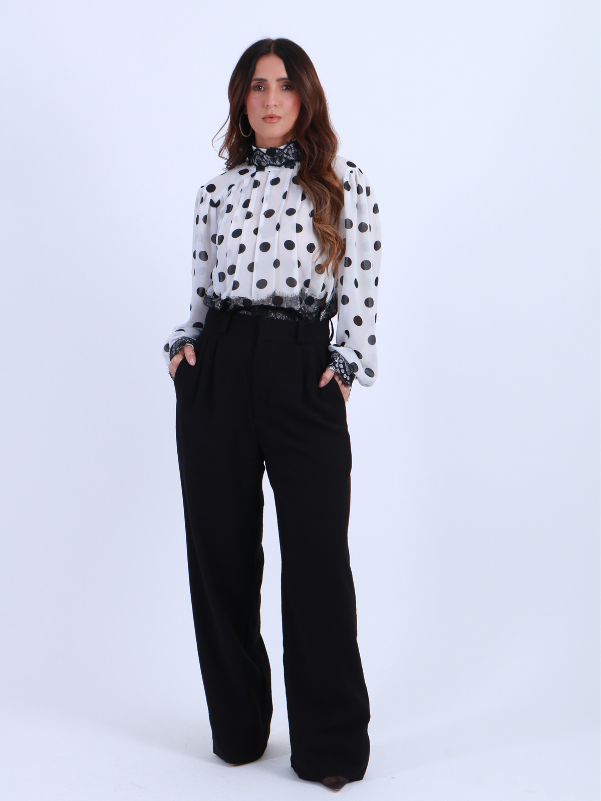 Blusa de Poá Com renda